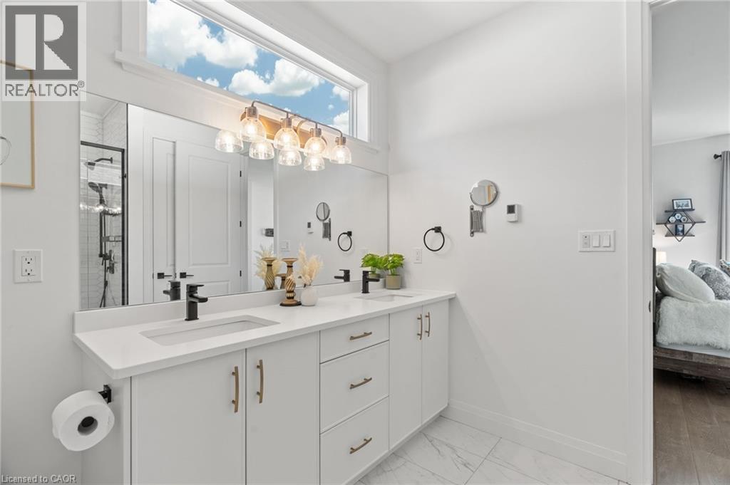 155 Mcleod Street Property Photo 33