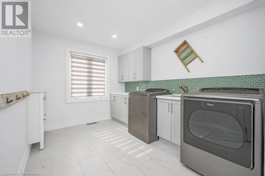 1927 Truscott Drive Property Photo 13