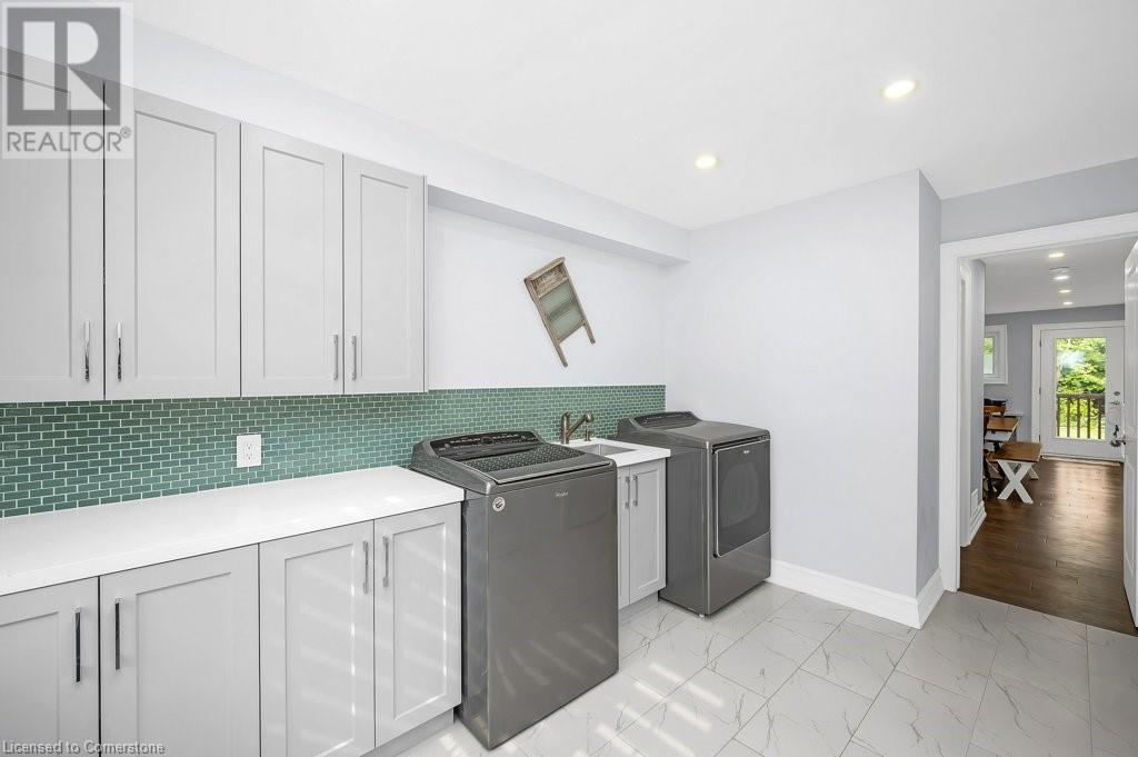 1927 Truscott Drive Property Photo 14