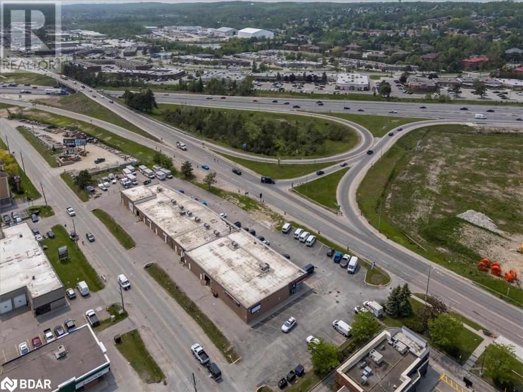 303 Dunlop Street W Unit# 3&4 Property Photo 12