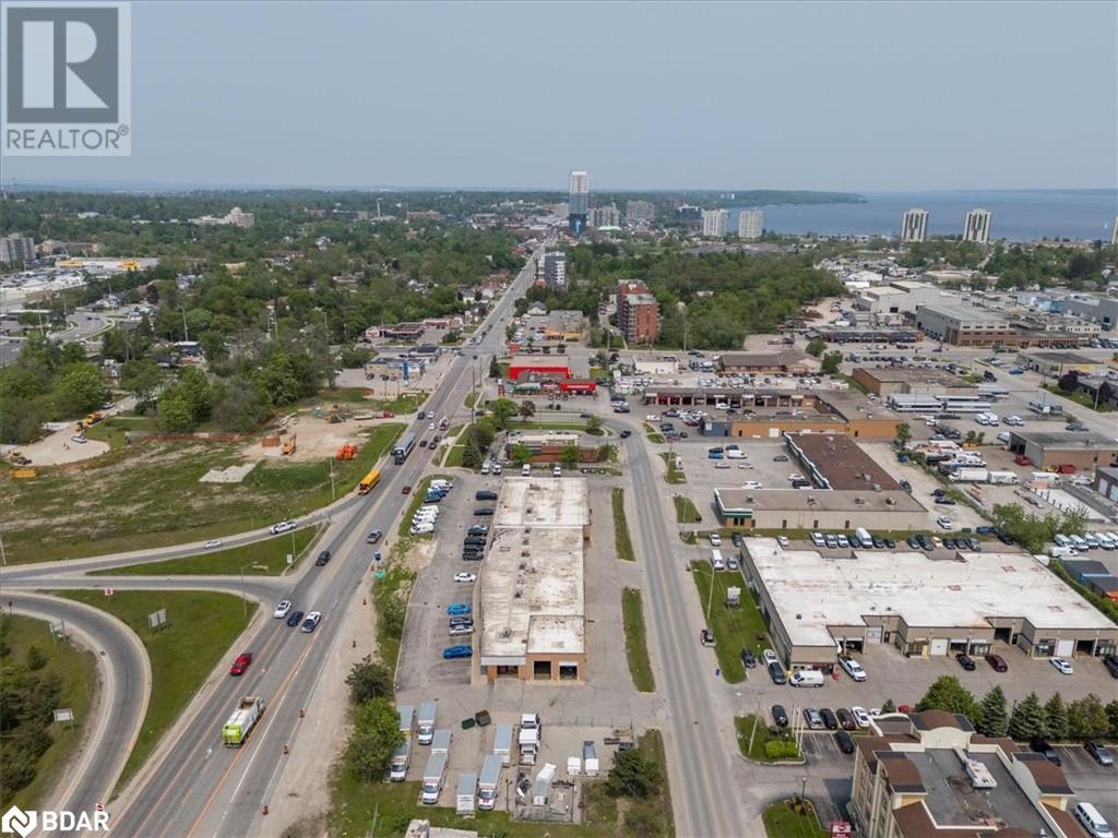 303 Dunlop Street W Unit# 3&4 Property Photo 15