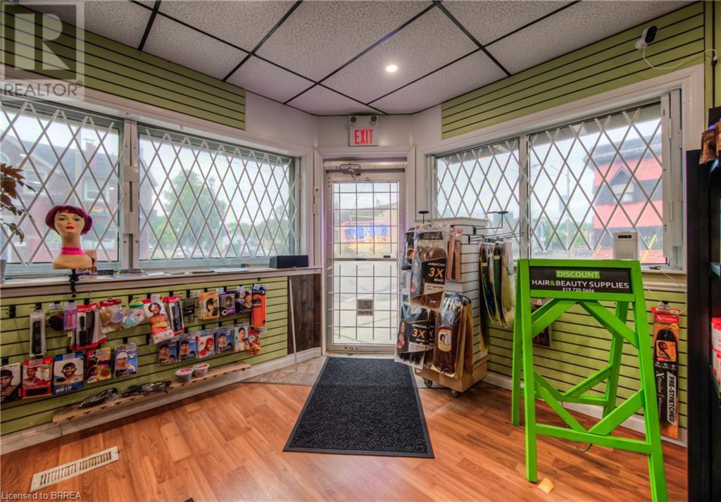 183 Market Street Property Photo 3