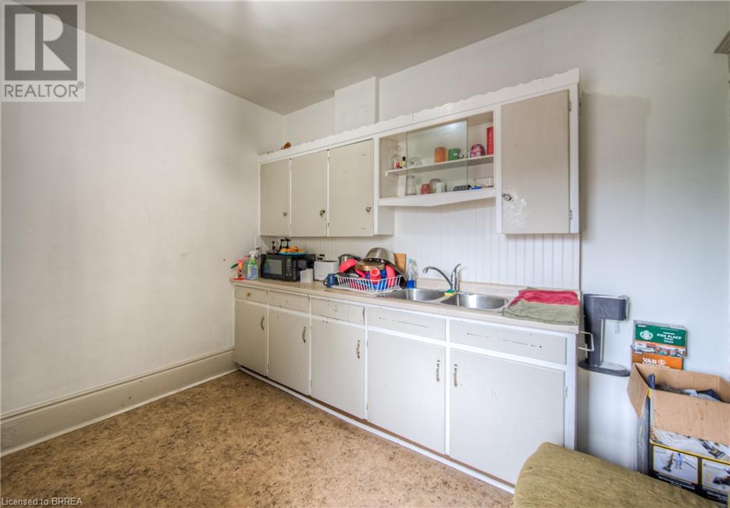 183 Market Street Property Photo 16