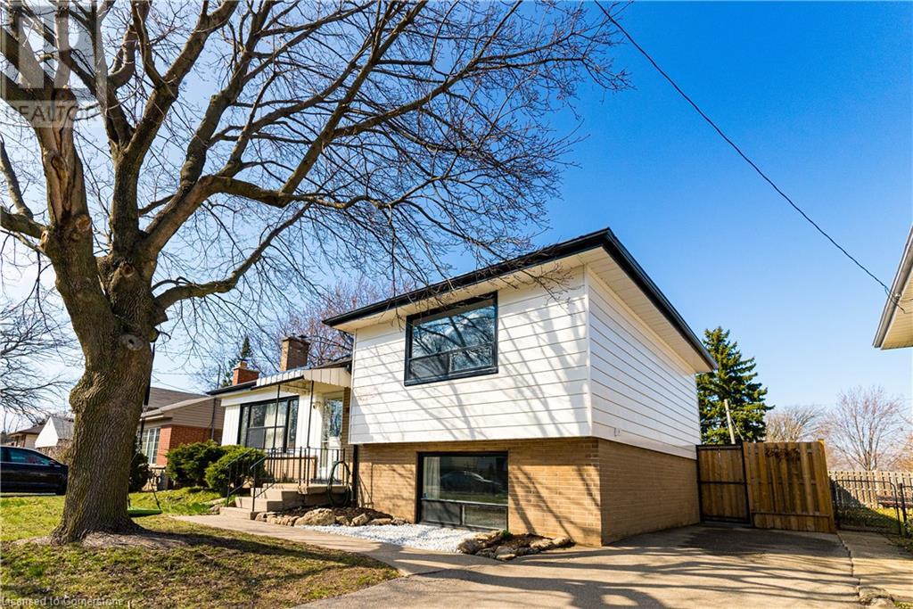 1013 Brucedale Avenue E Property Photo 1