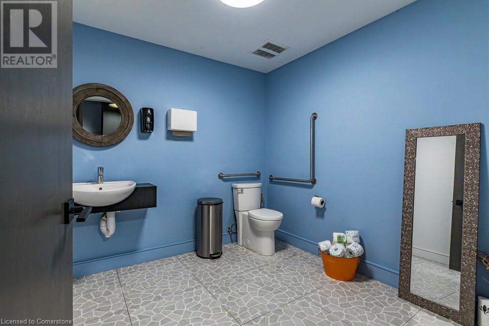 181 James Street N Unit# 201 Property Photo 37