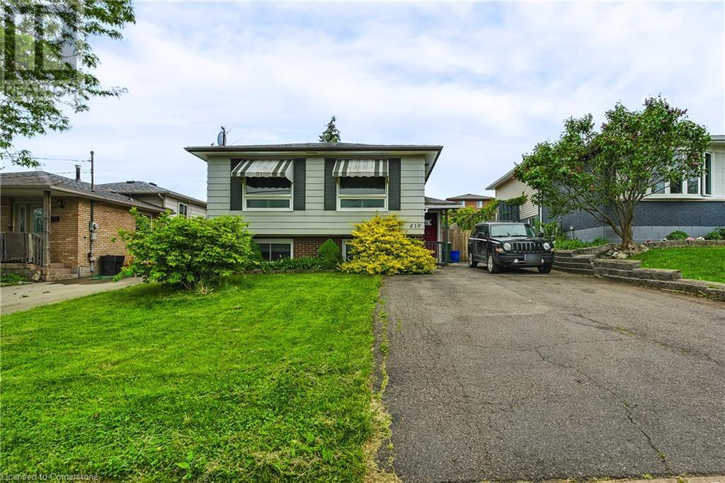 419 QUEEN VICTORIA Drive