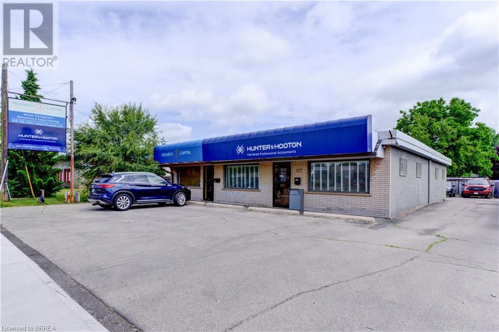 127 Charing Cross Street Property Photo 3