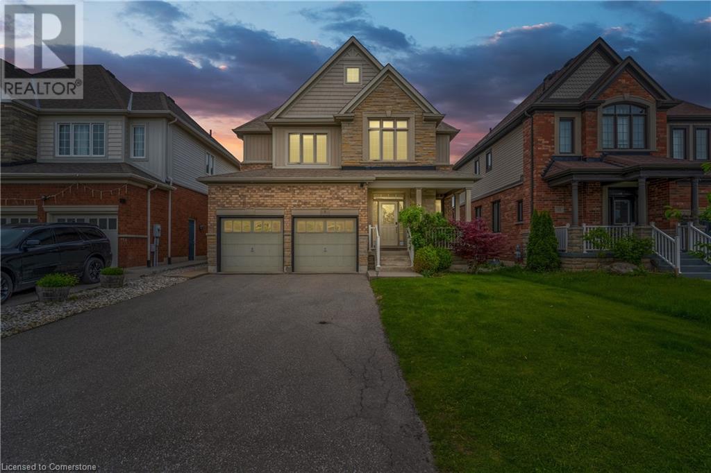 8 Miracle Way Property Photo 1