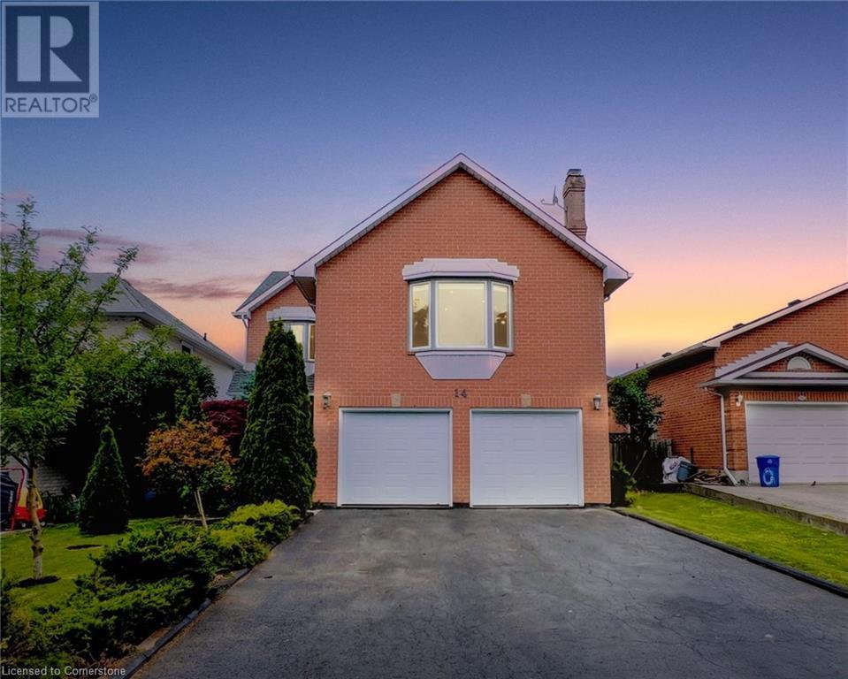 14 Pompano Court Property Photo 1