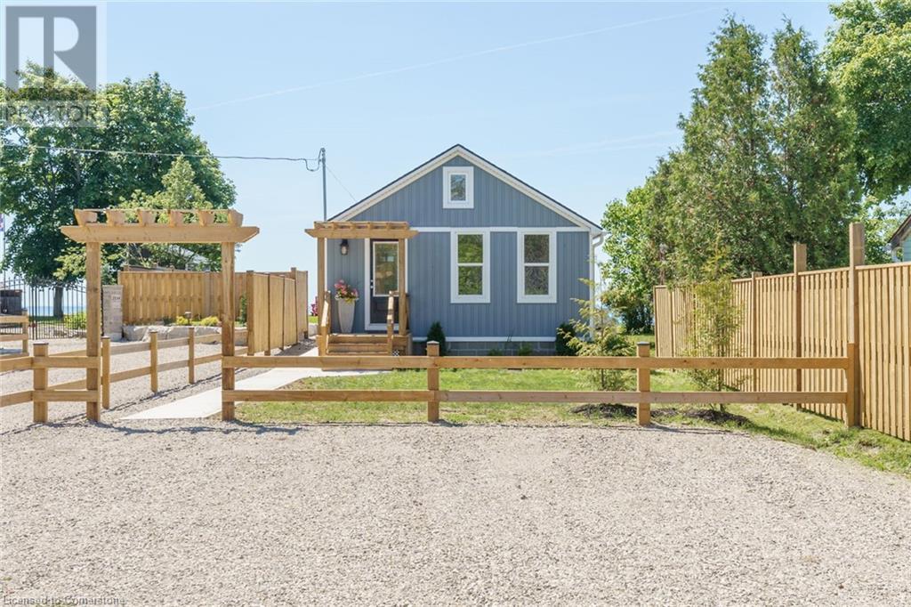 2130 Lakeshore Road Property Photo 1