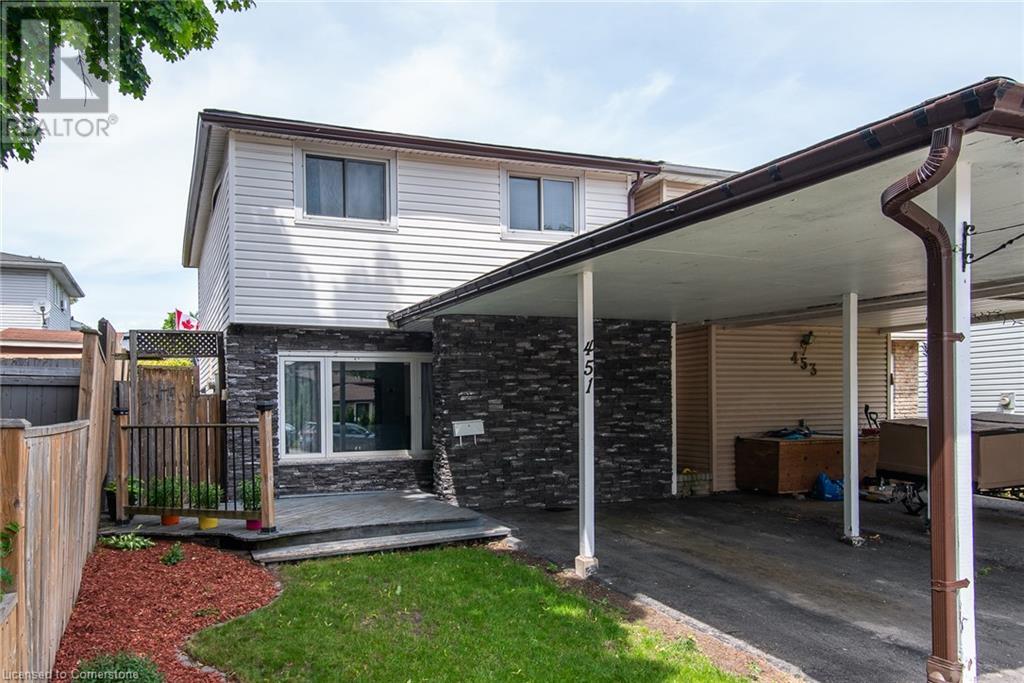 451 Pinetree Crescent Property Photo 1