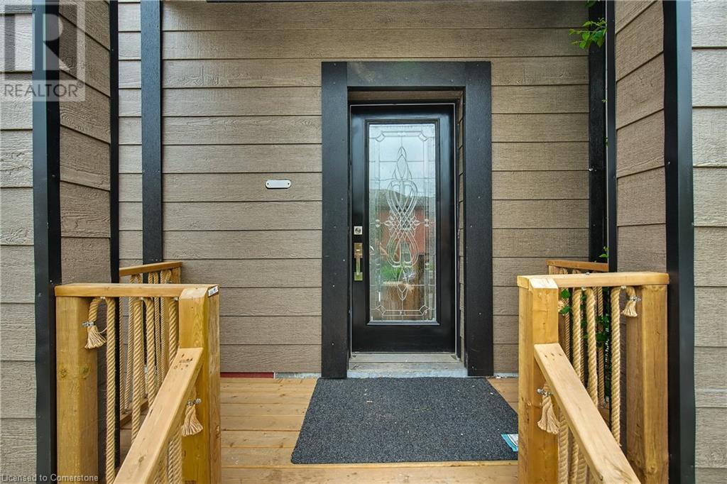 111 Wellington Street S Property Photo 1