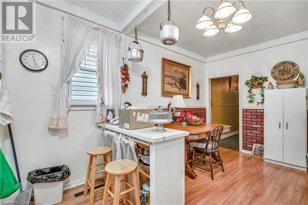 569 King Street Property Photo 15