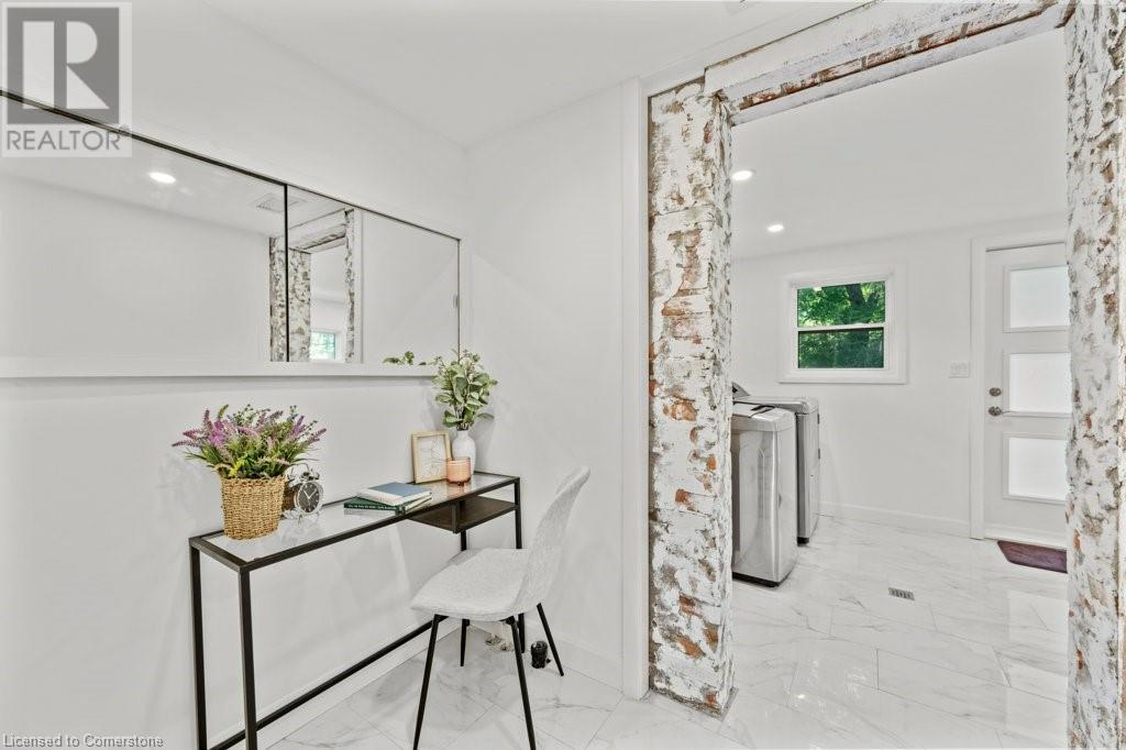 89 Lynden Road Road Property Photo 28