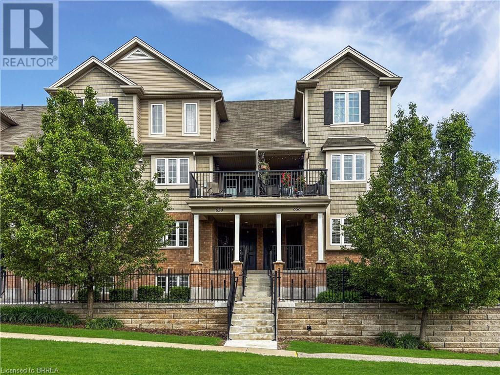 656 Woodlawn Road E Unit# B Property Photo 1