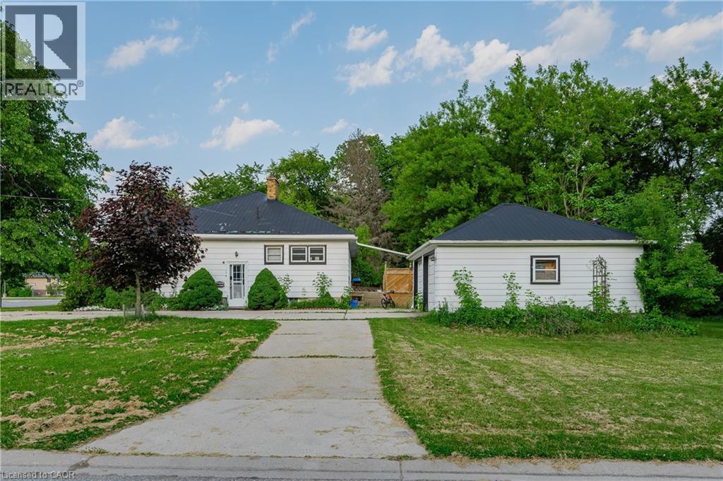 1060 Queens Bush Road Property Photo 5