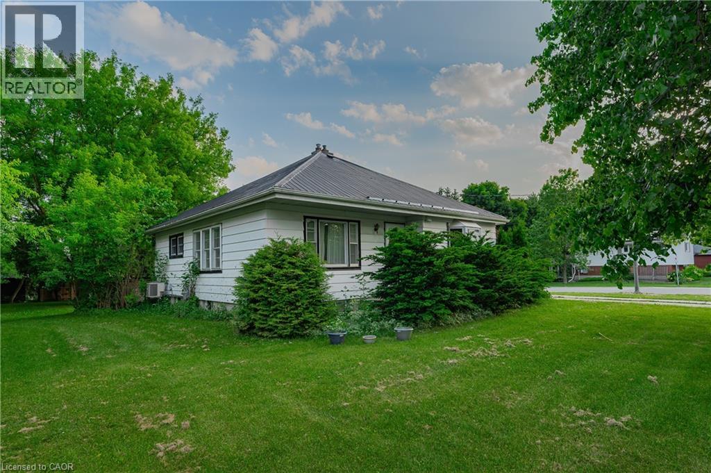 1060 Queens Bush Road Property Photo 7