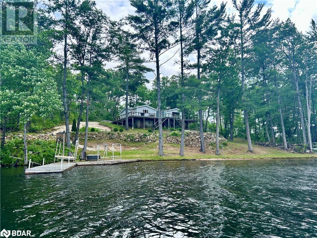 385 Island 38 Property Photo 1