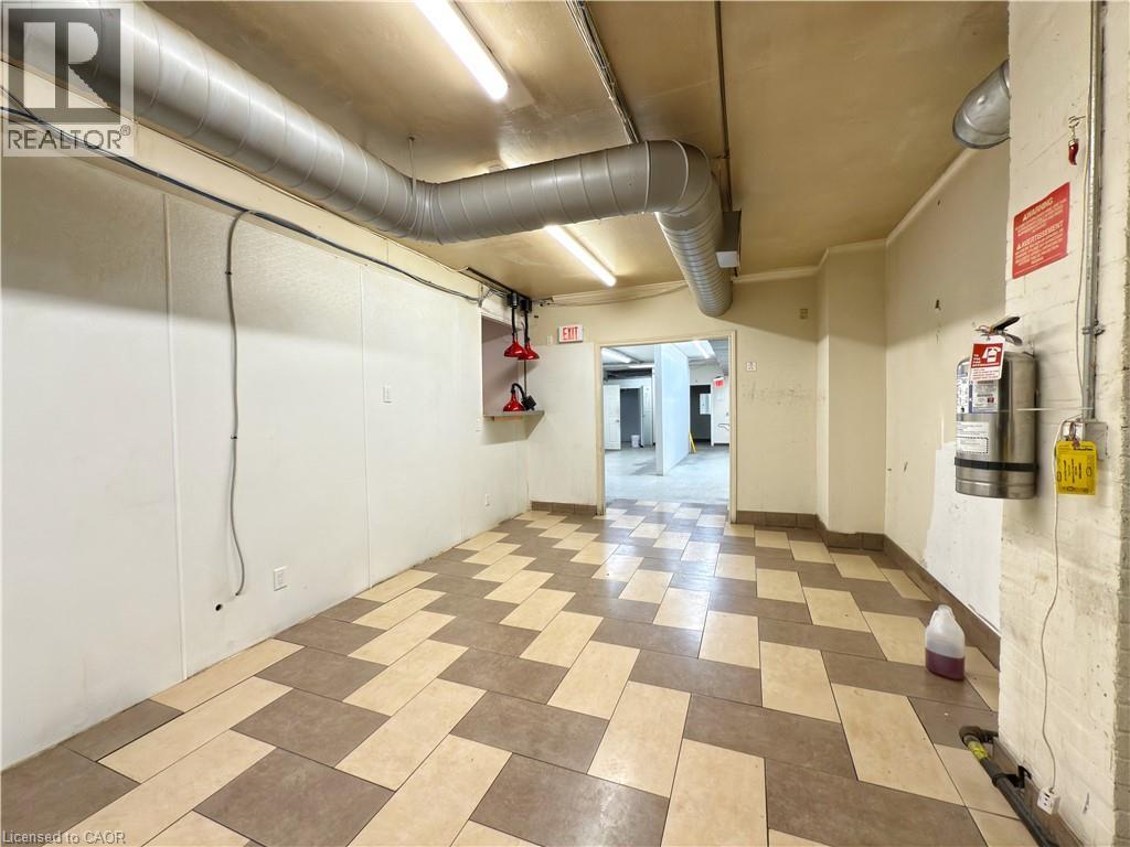 438 Kerr Street Unit# 5 Property Photo 8