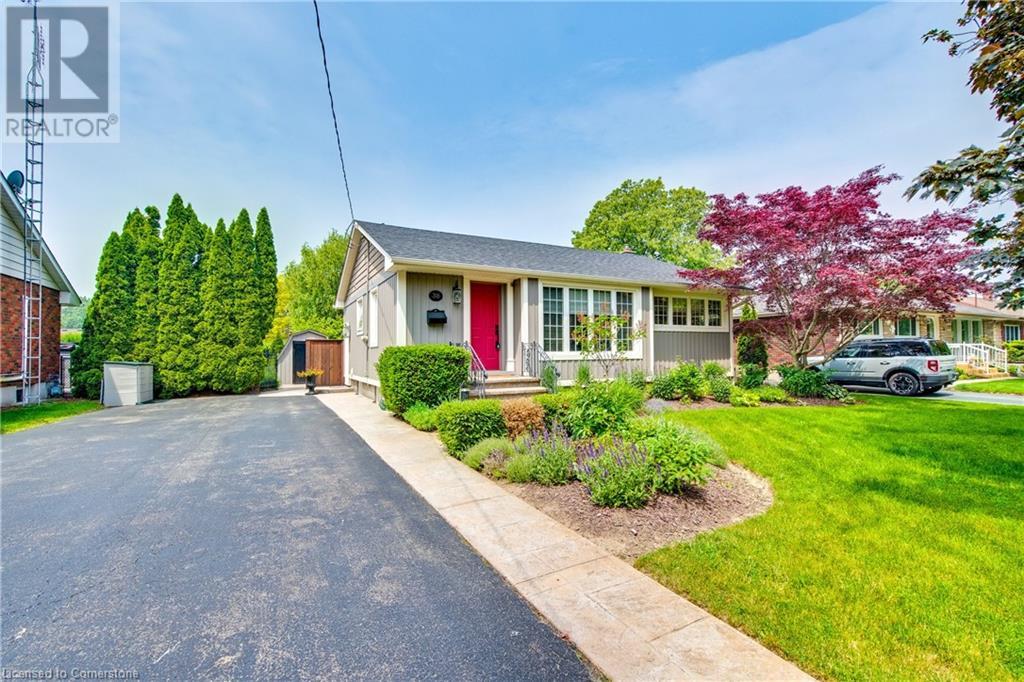 38 Albany Drive Property Photo 1