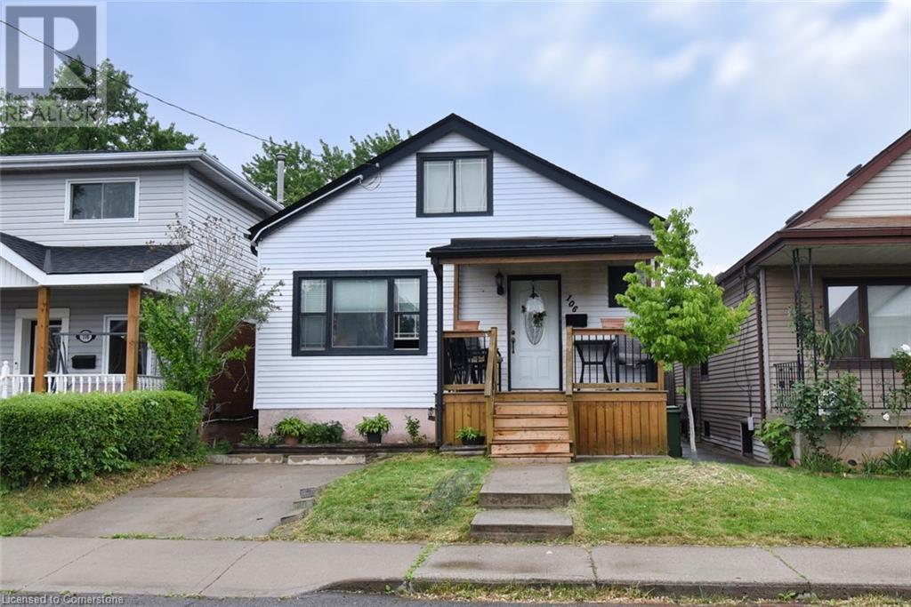 106 Ivon Avenue Property Photo 1
