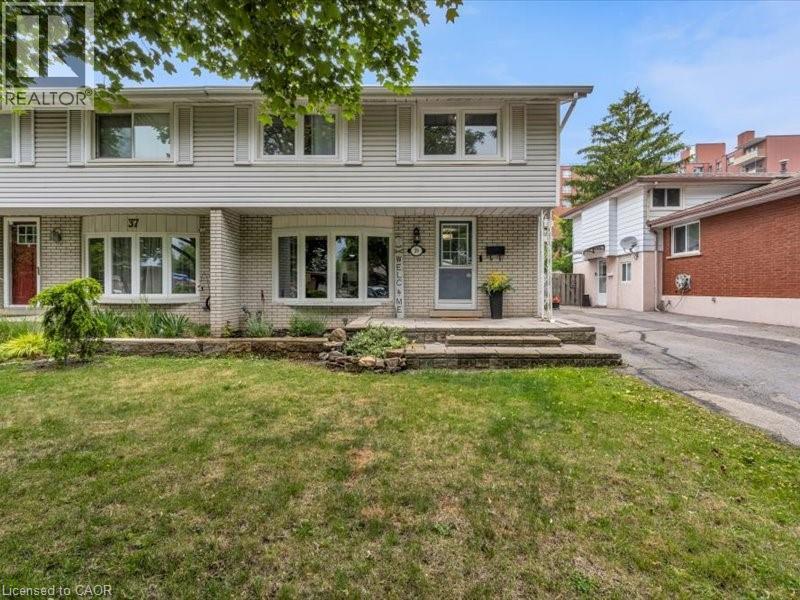 39 Meadowlark Drive Property Photo 1