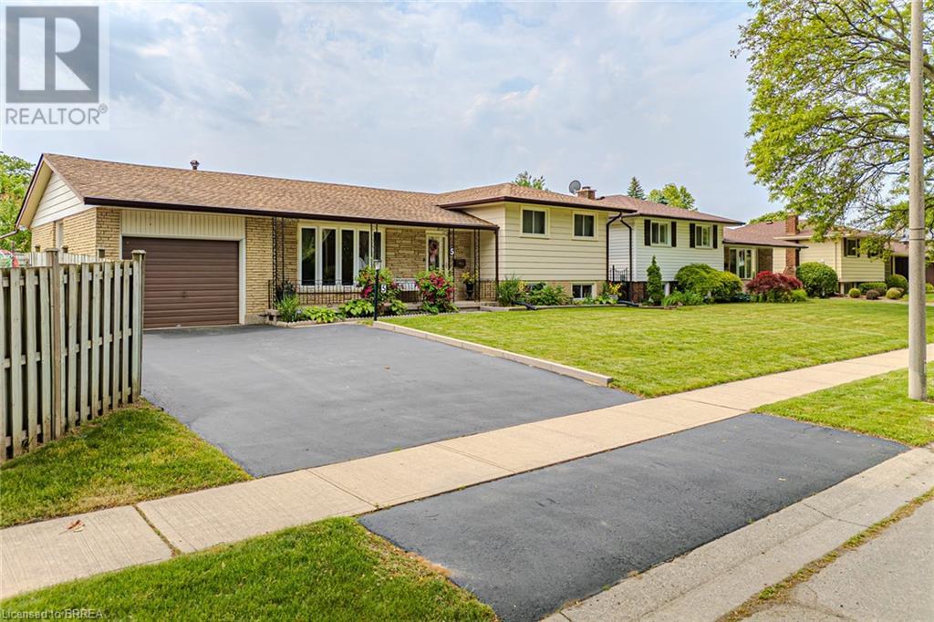 5 Pippin Drive Property Photo 1