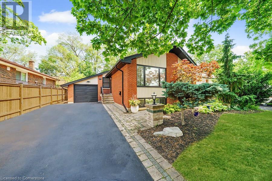 29 Hardale Crescent Property Photo 1