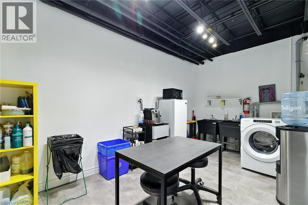 690 Belmont Avenue W Unit# 102 Property Photo 9