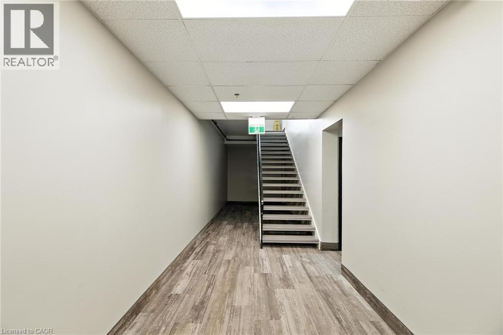 690 Belmont Avenue W Unit# 102 Property Photo 11