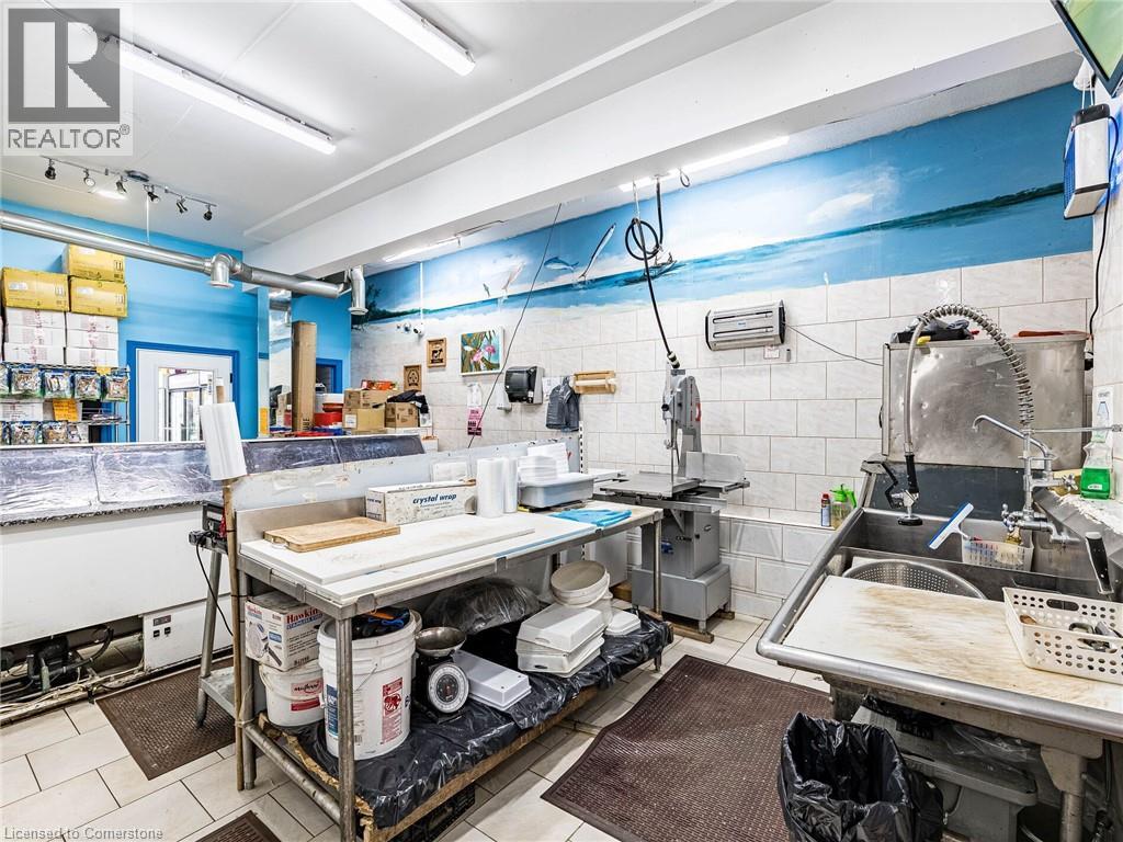 44 Dean Street Property Photo 36