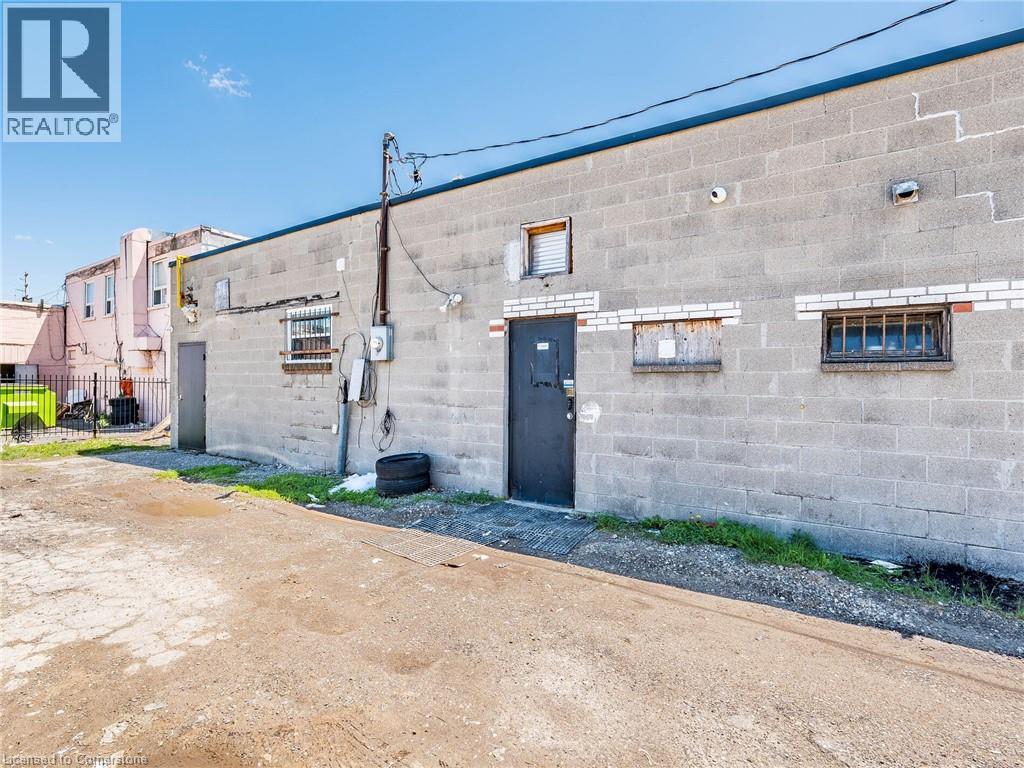 44 Dean Street Property Photo 42