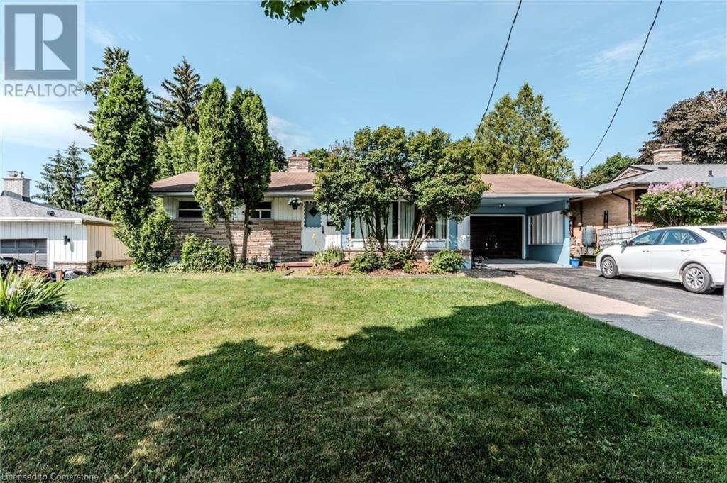 173 Westmount Road E Property Photo 1