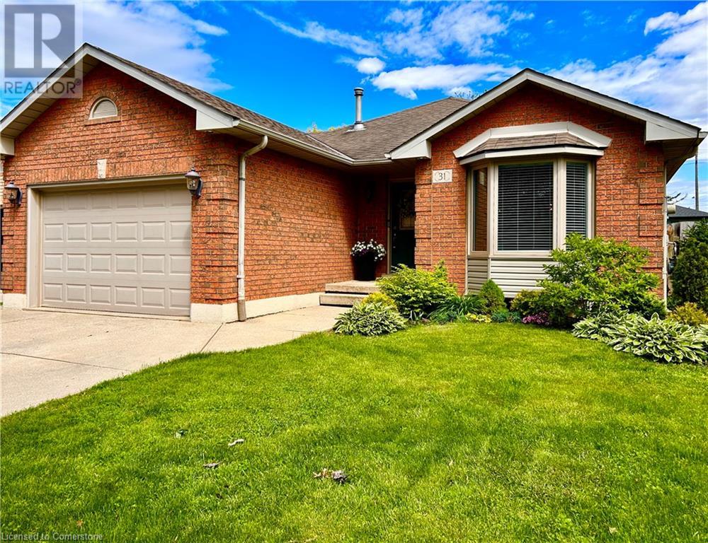 31 Loneoak Crescent Property Photo 1