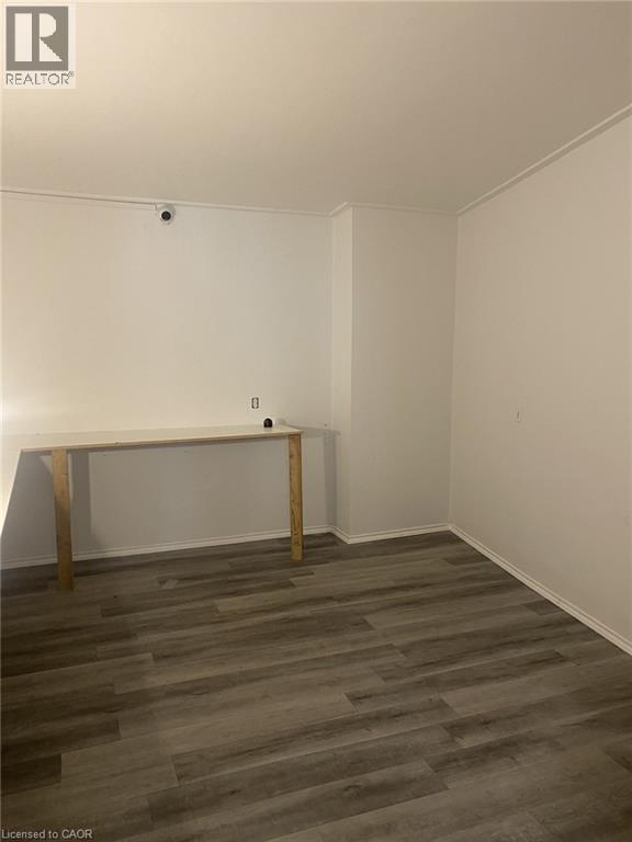 48 Ainslie Street S Property Photo 4