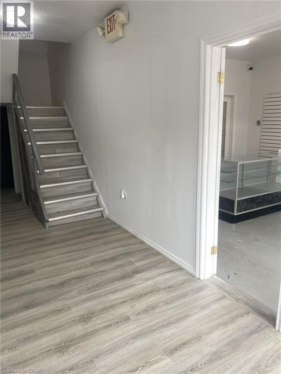 48 Ainslie Street S Property Photo 5