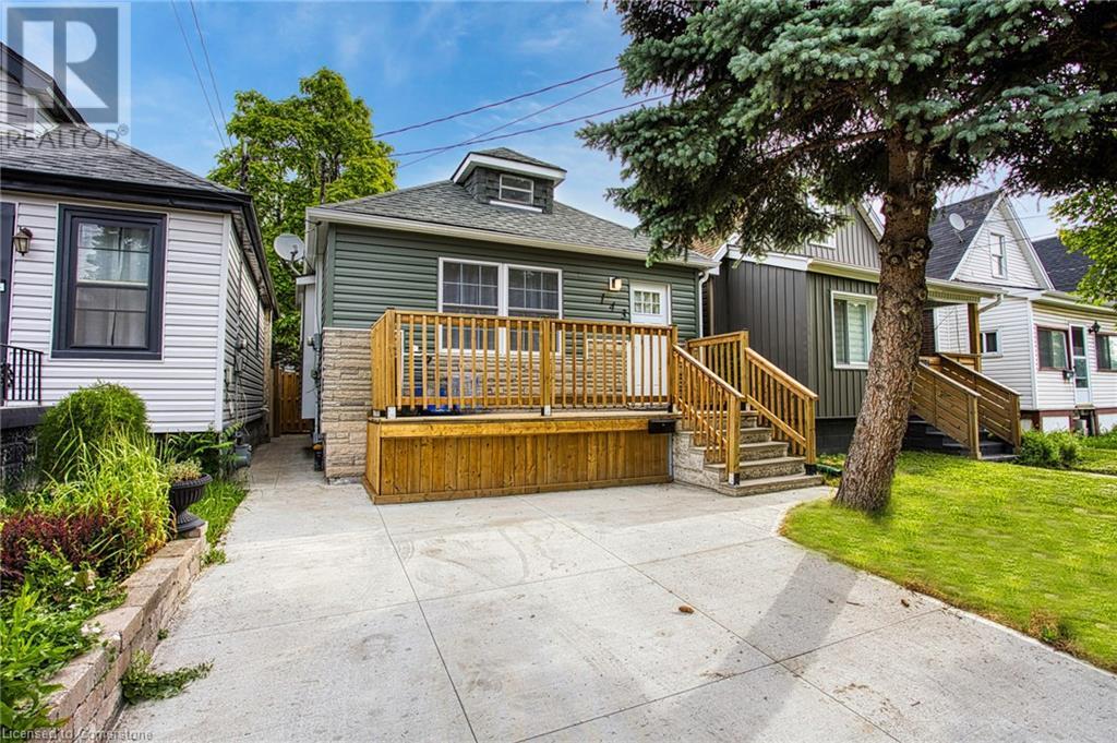 143 Mcanulty Boulevard Property Photo 1