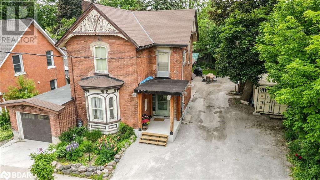 121 MULCASTER Street Property Photo 1