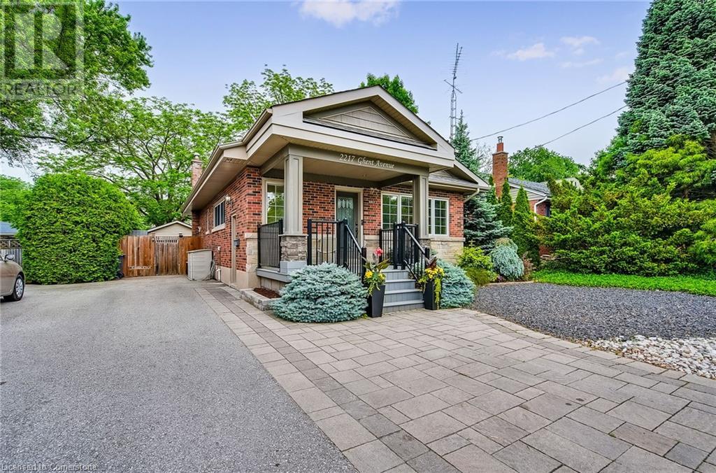 2217 Ghent Avenue Property Photo 1