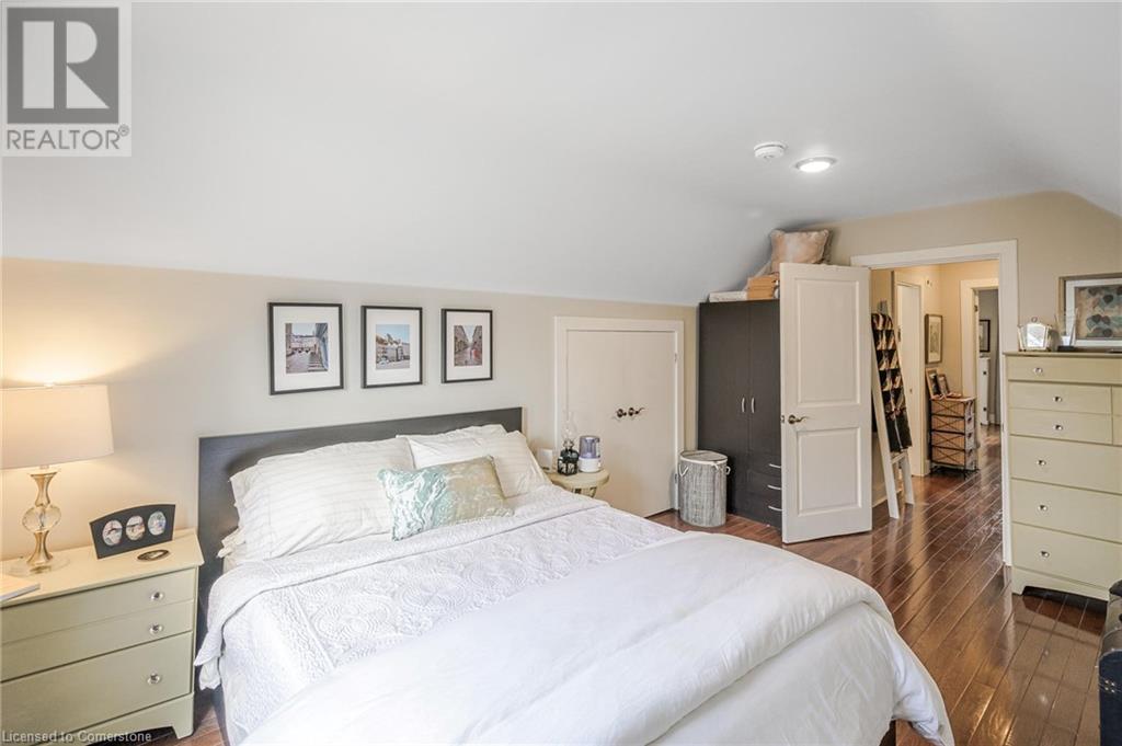 143 Tuxedo Avenue S Property Photo 20