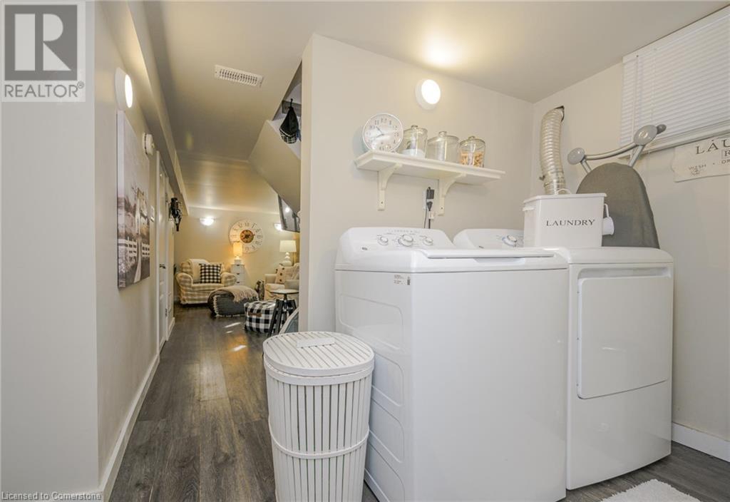 143 Tuxedo Avenue S Property Photo 39