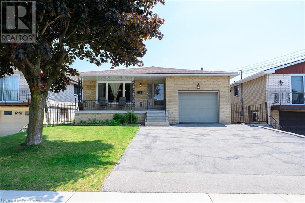 11 Algonquin Court Property Photo 1