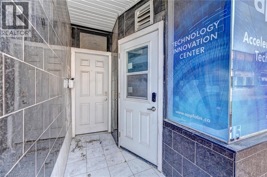 15 Ainslie Street N Property Photo 3