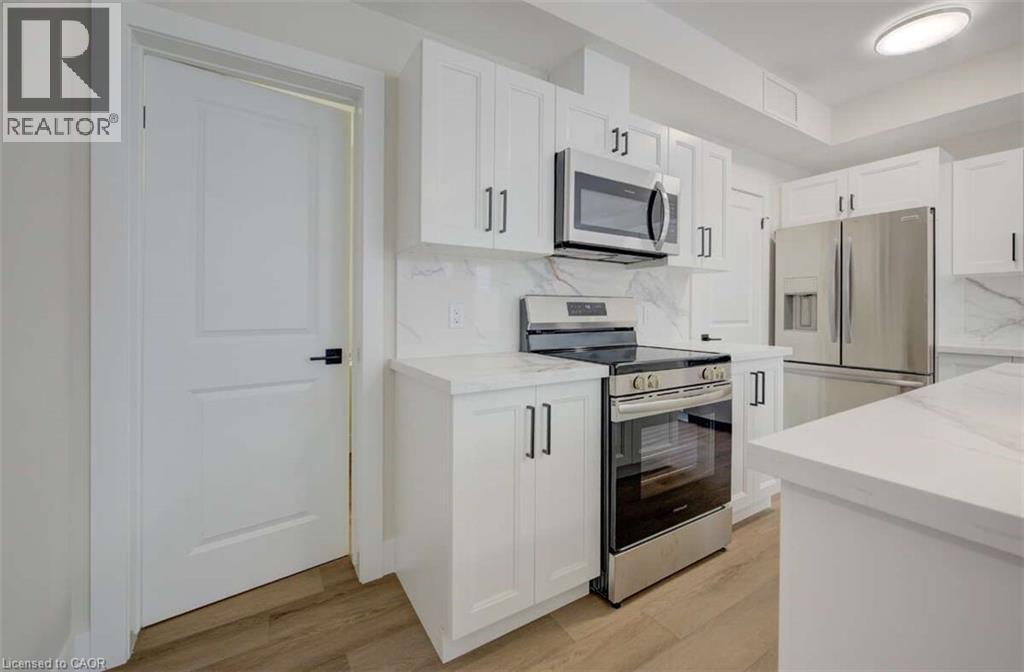 17 Peter Street Unit# 1 Property Photo 3