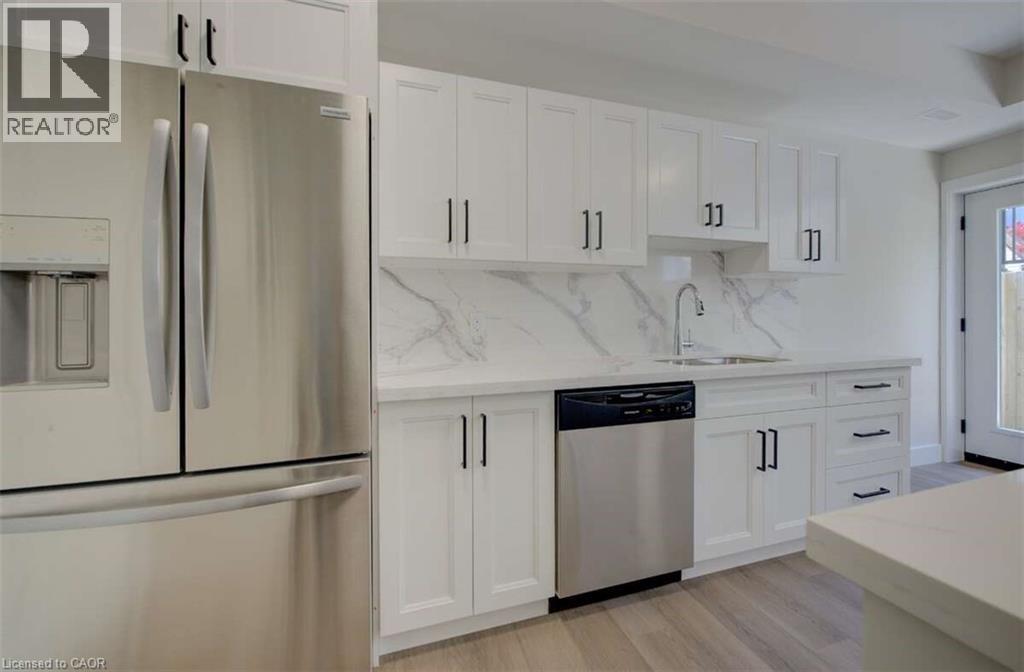 17 Peter Street Unit# 1 Property Photo 5
