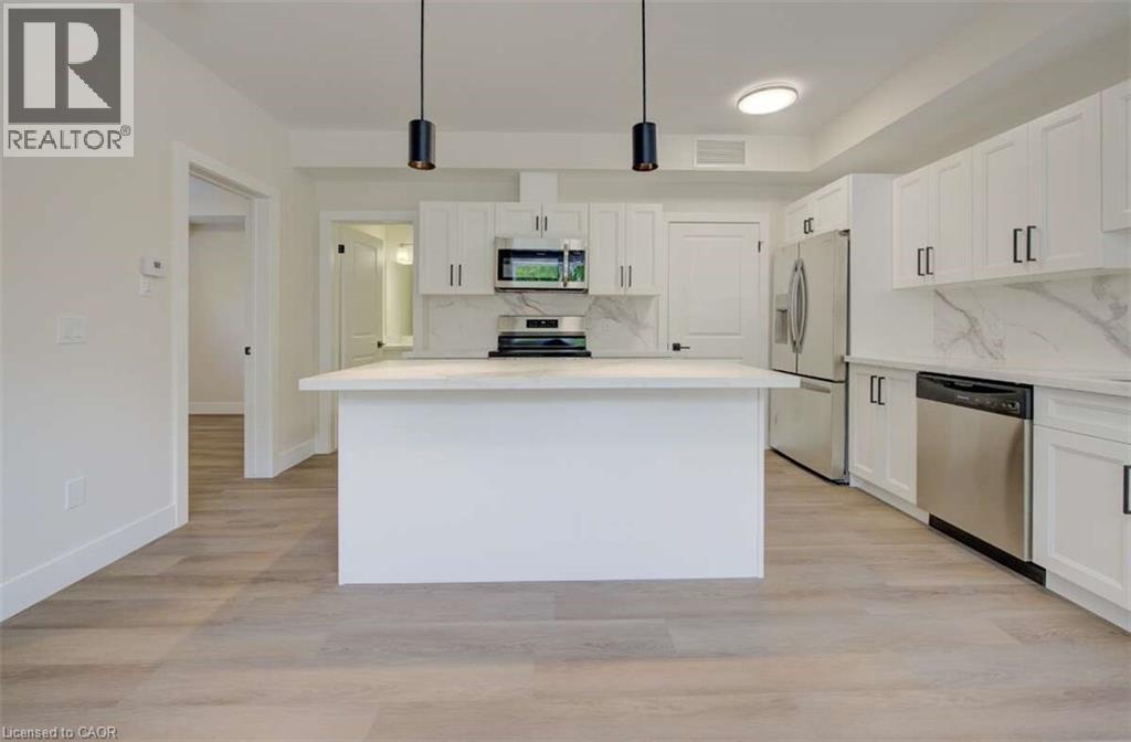 17 Peter Street Unit# 1 Property Photo 8