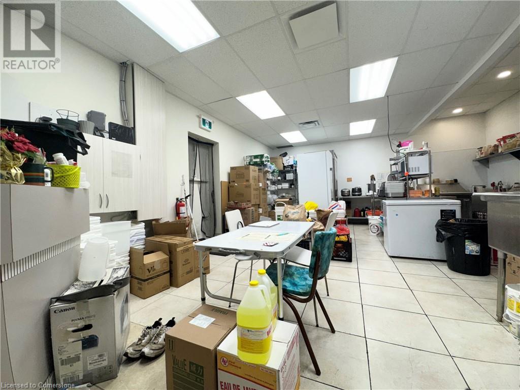 1050 Drive Unit# Unit 13 Property Photo 28
