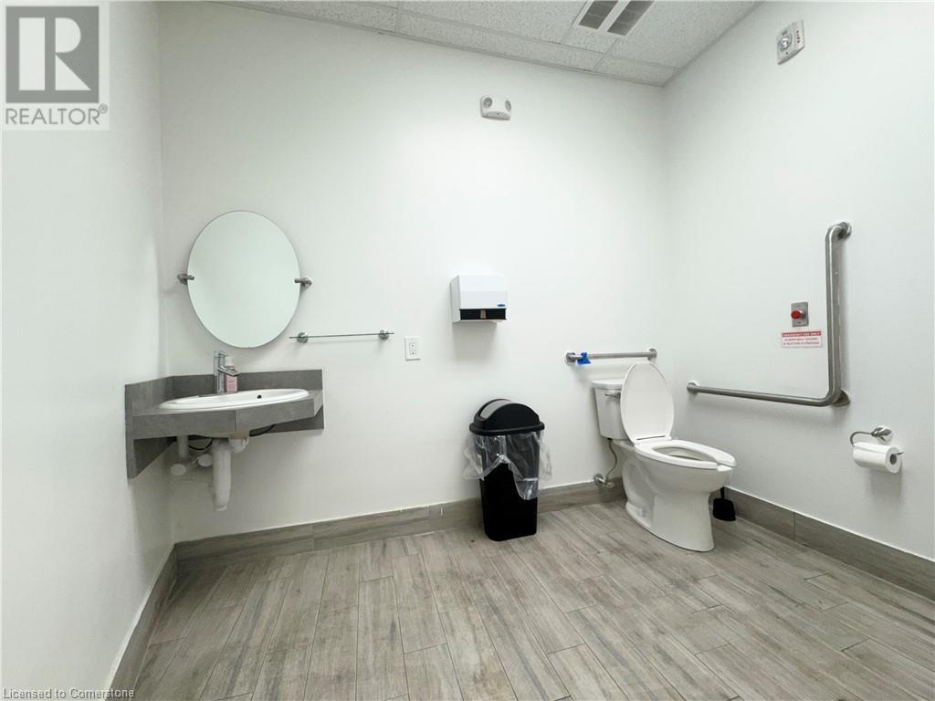 1050 Drive Unit# Unit 13 Property Photo 30