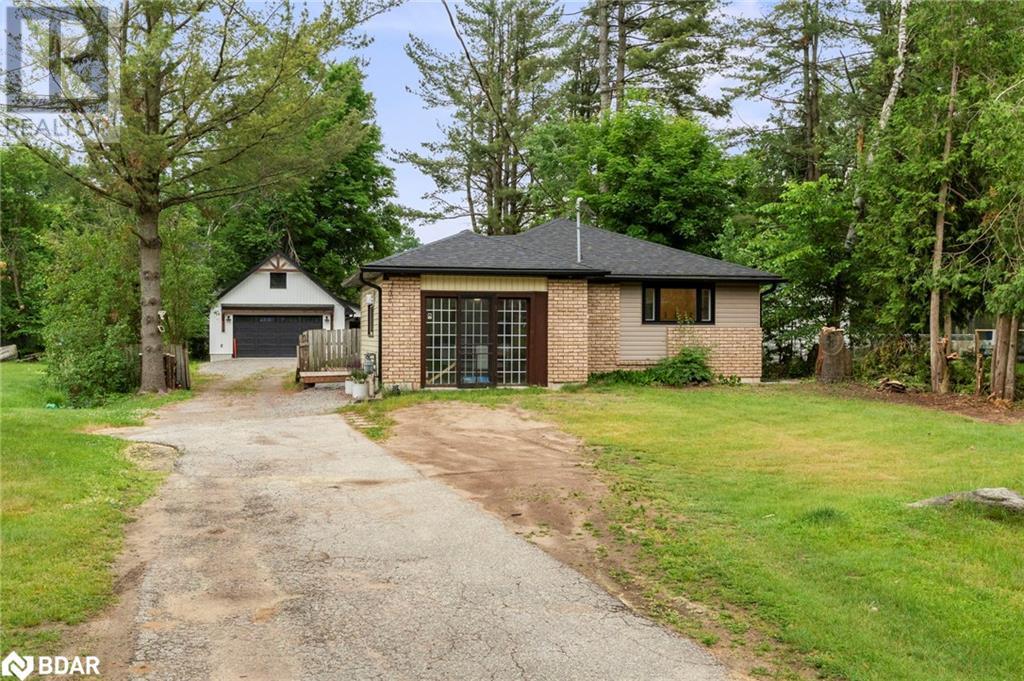 731 Pinegrove Avenue Property Photo 1