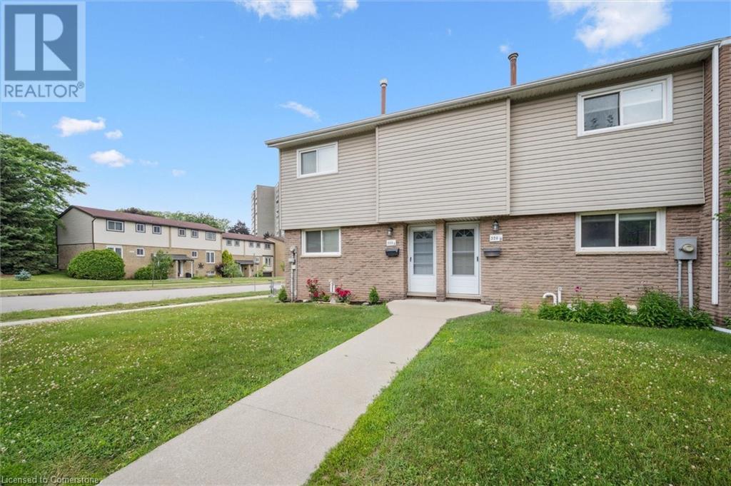 320 BLUEVALE Street N Unit# A